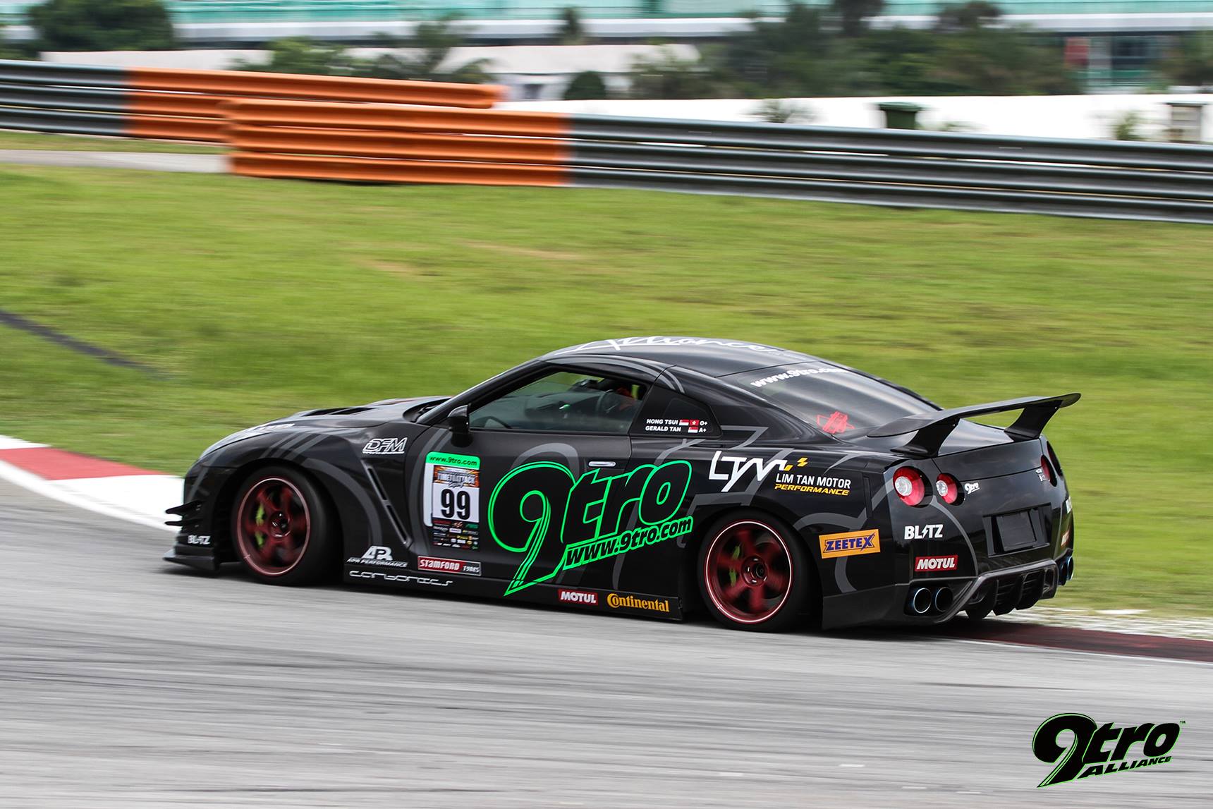 Hong Tsui - 9tro - Competing in various Time-Attack Competitions